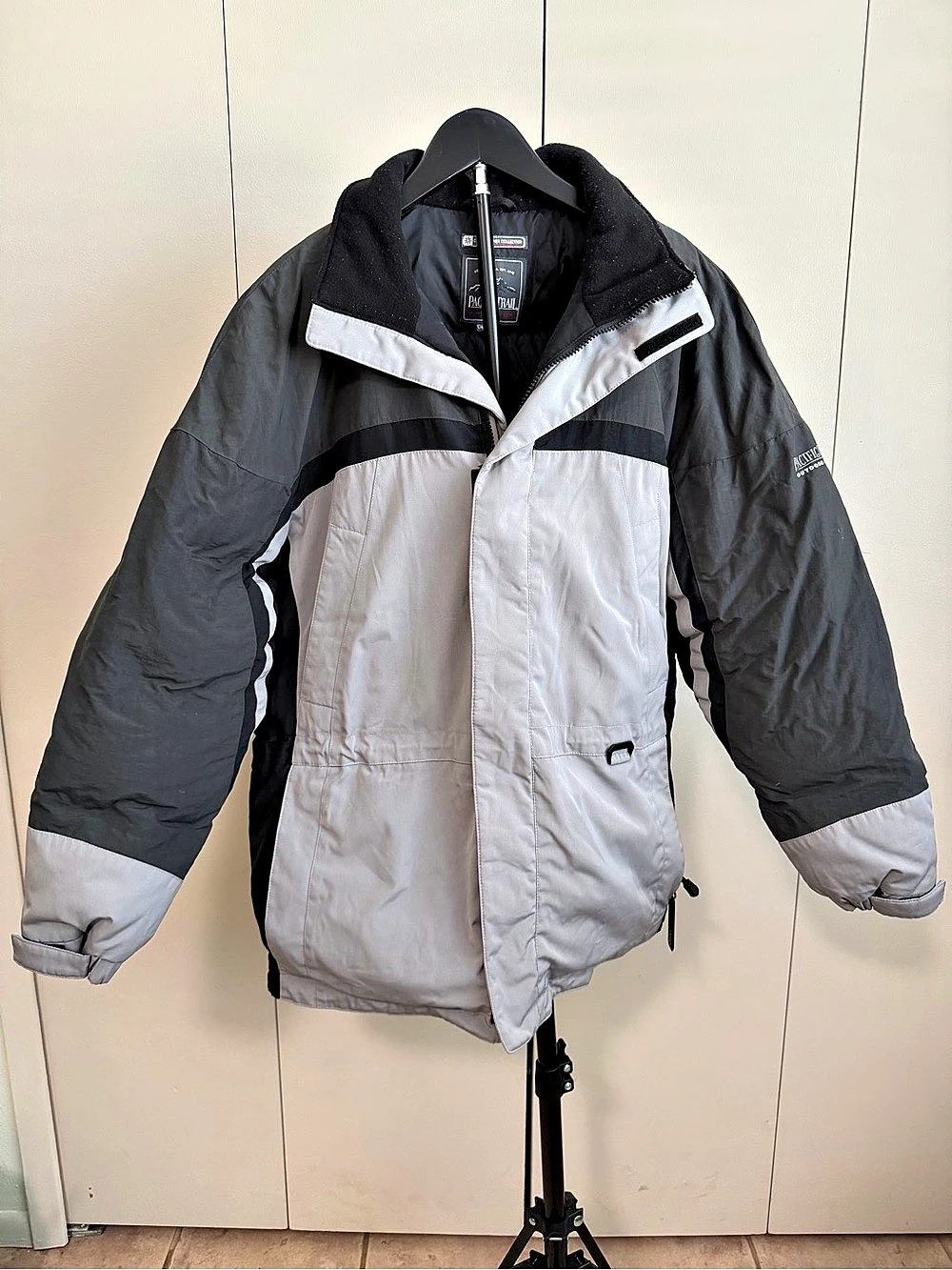 Pacific Trail Men's Color Block Ski Jacket Size Medium